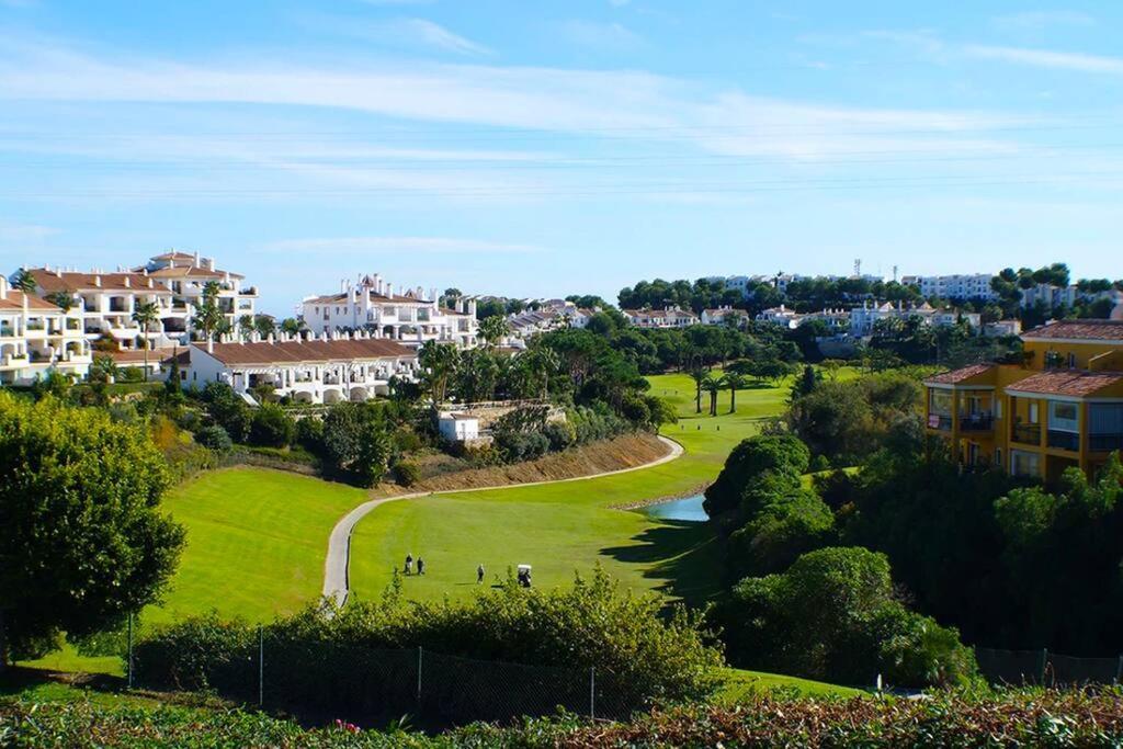 92-Apartment With Fantastic Views, Miraflores, Mijas Малага Экстерьер фото